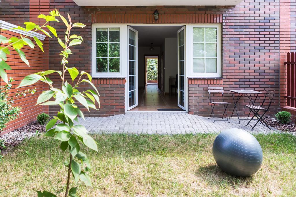 Villa Jeziorki 71 Warschau Zimmer foto